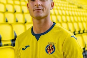 Kaiyun中国官网-亚冠赛程吃紧；比利亚雷亚尔今夜防线松动；球迷炸锅；赛程密集仍需轮换(亚冠赛程中超赛程表)